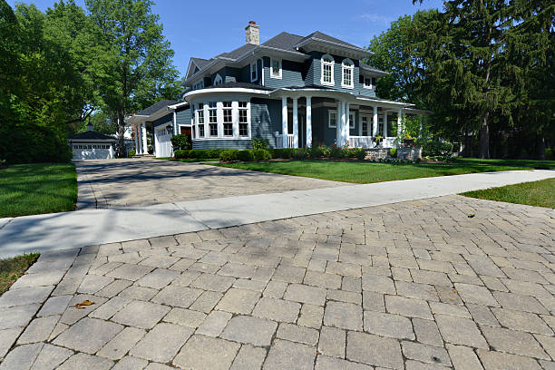 Best Residential driveway pavers in Villas, FL